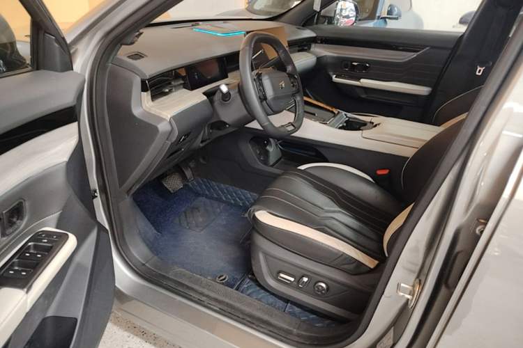 Used JETOUR Shanhai L6 2024 1.5TD DHT ULTRA Driver Seat