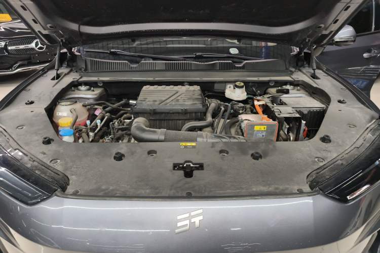 Used JETOUR Shanhai L6 2024 1.5TD DHT ULTRA Engine Bay