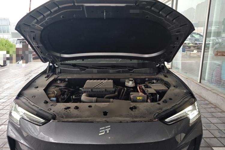 Used JETOUR Shanhai L6 2024 1.5TD DHT ULTRA Engine Bay