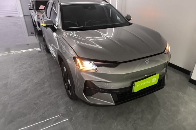 Used JETOUR Shanhai L6 2024 1.5TD DHT ULTRA Exterior 1