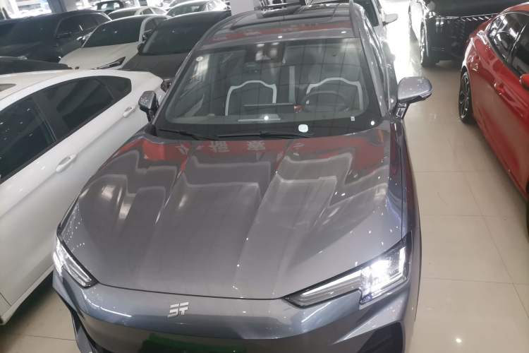 Used JETOUR Shanhai L6 2024 1.5TD DHT ULTRA Exterior 1