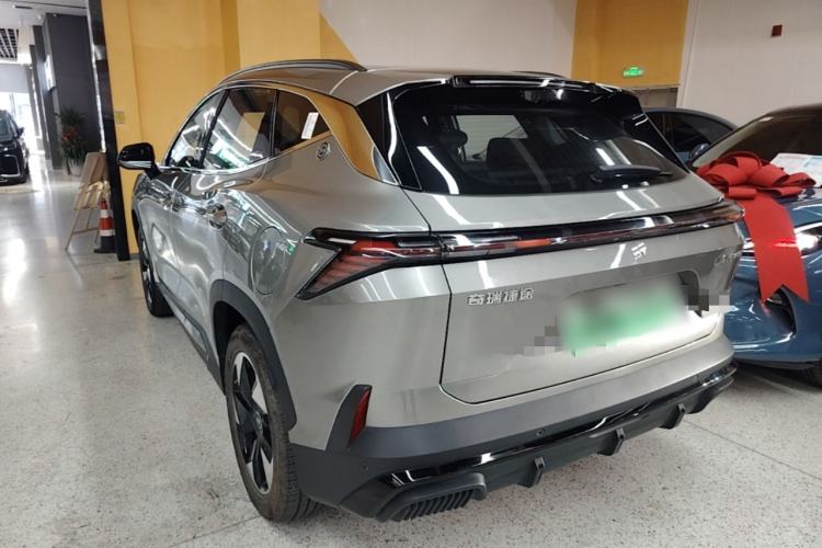 Used JETOUR Shanhai L6 2024 1.5TD DHT ULTRA Exterior 2