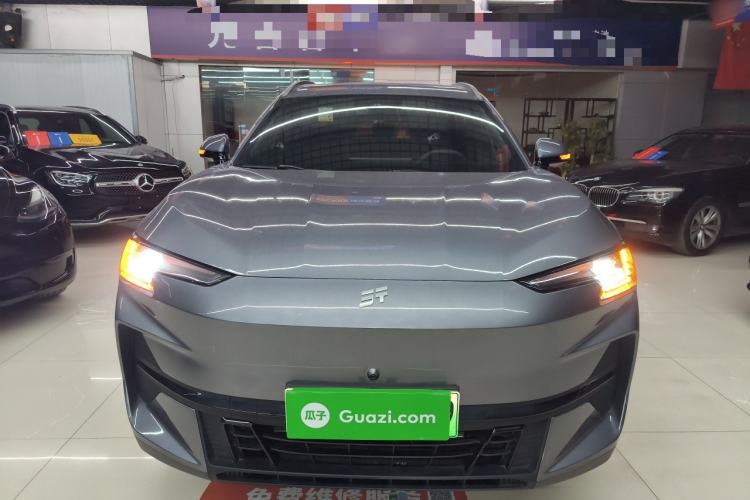 Used JETOUR Shanhai L6 2024 1.5TD DHT ULTRA Front