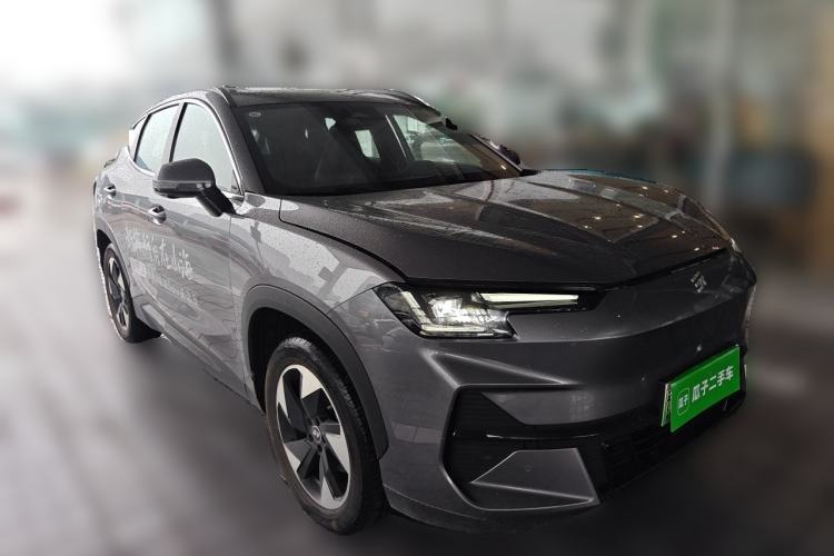 Used JETOUR Shanhai L6 2024 1.5TD DHT ULTRA Front Right 45 Deg