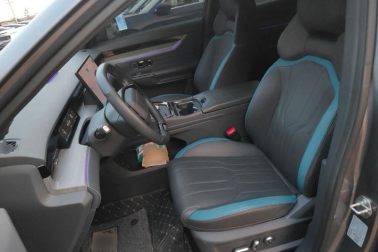 Used JETOUR Shanhai L6 2024 1.5TD DHT ULTRA Interior 1