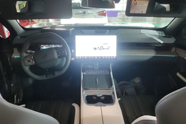 Used JETOUR Shanhai L6 2024 1.5TD DHT MAX Interior 2