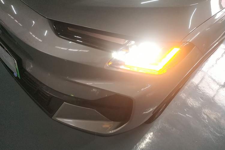 Used JETOUR Shanhai L6 2024 1.5TD DHT ULTRA Left Front Headlight