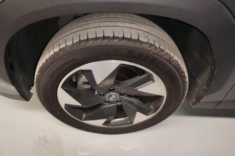 Used JETOUR Shanhai L6 2024 1.5TD DHT ULTRA Left Front Wheel Hub