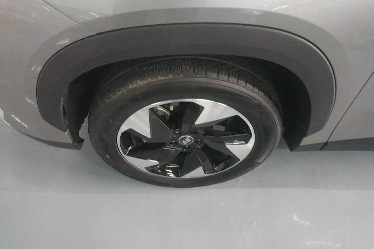 Used JETOUR Shanhai L6 2024 1.5TD DHT ULTRA Left Front Wheel Hub