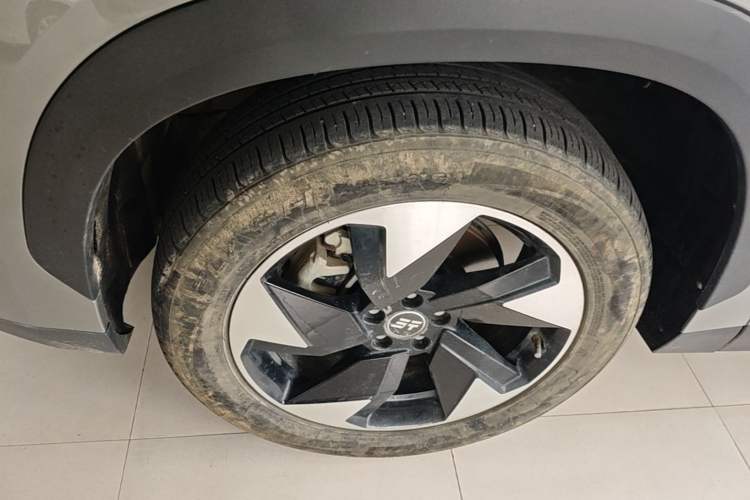 Used JETOUR Shanhai L6 2024 1.5TD DHT ULTRA Left Front Wheel Hub
