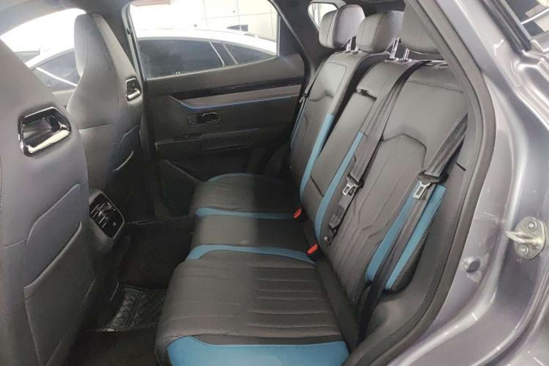 Used JETOUR Shanhai L6 2024 1.5TD DHT ULTRA Left Rear Seat