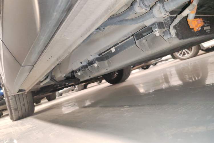 Used JETOUR Shanhai L6 2024 1.5TD DHT ULTRA Left Side Sill