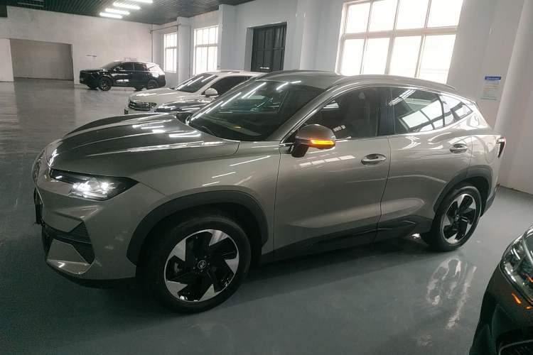 Used JETOUR Shanhai L6 2024 1.5TD DHT ULTRA Left Side