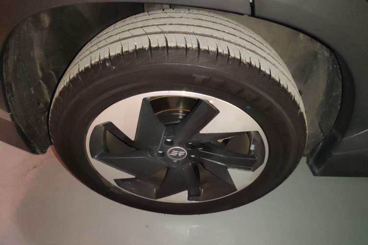Used JETOUR Shanhai L6 2024 1.5TD DHT ULTRA Right Rear Wheel Hub