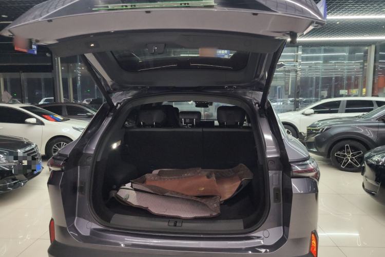 Used JETOUR Shanhai L6 2024 1.5TD DHT ULTRA Trunk