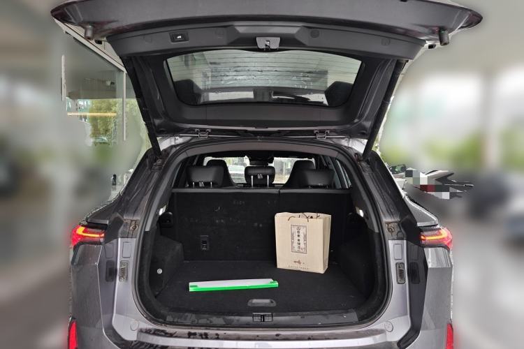 Used JETOUR Shanhai L6 2024 1.5TD DHT ULTRA Trunk
