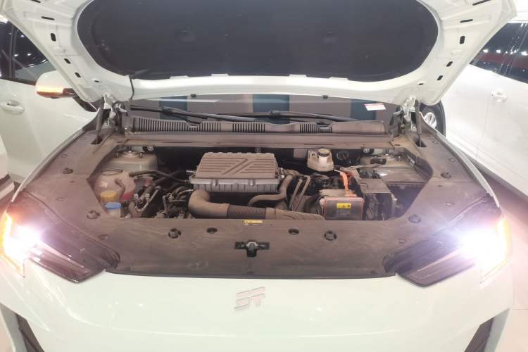 Used JETOUR Shanhai L6 2024 1.5TD DHT ULTRA Engine Bay