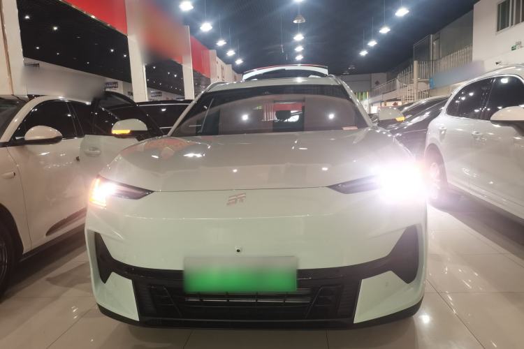 Used JETOUR Shanhai L6 2024 1.5TD DHT ULTRA Exterior 1