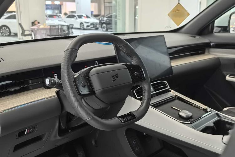 Used JETOUR Shanhai L6 2024 1.5TD DHT ULTRA Interior 1
