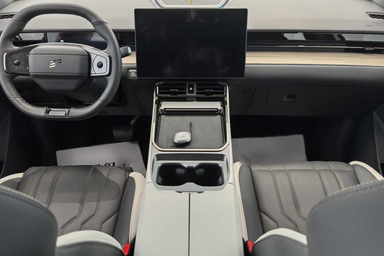 Used JETOUR Shanhai L6 2024 1.5TD DHT ULTRA Interior 2