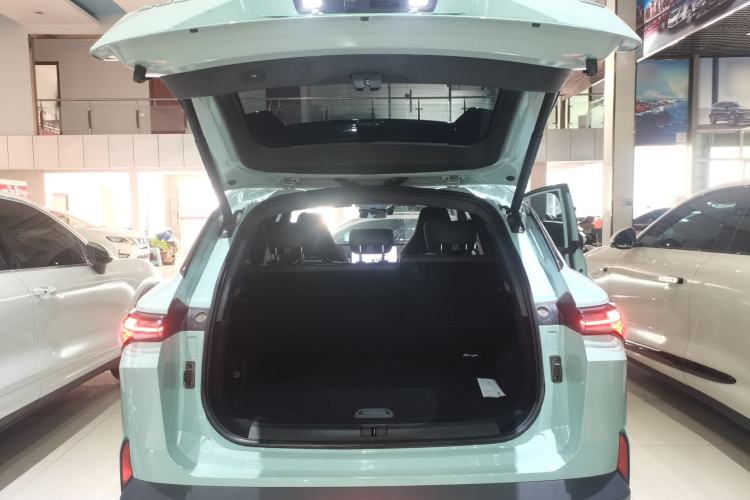 Used JETOUR Shanhai L6 2024 1.5TD DHT ULTRA Trunk