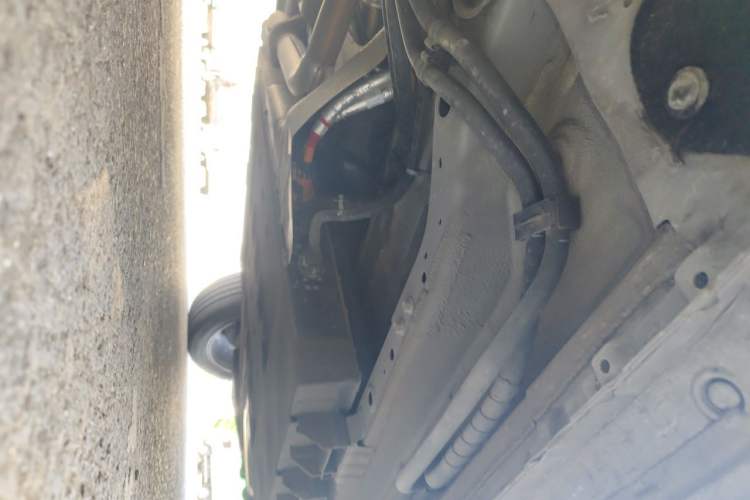 Used JETOUR Shanhai L6 2024 1.5TD DHT ULTRA Chassis Front Left
