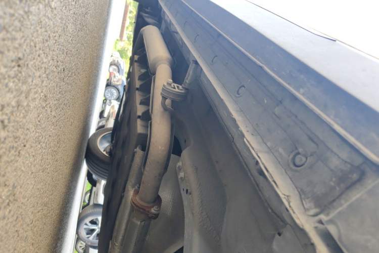 Used JETOUR Shanhai L6 2024 1.5TD DHT ULTRA Chassis Front Right