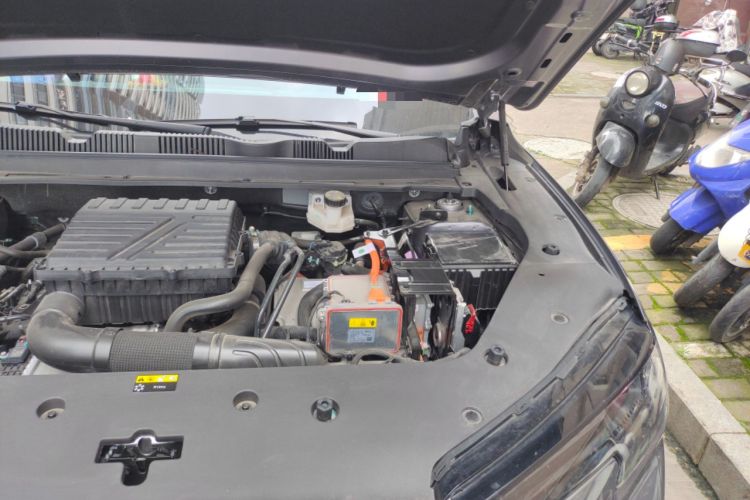 Used JETOUR Shanhai L6 2024 1.5TD DHT PRO Engine Bay Left