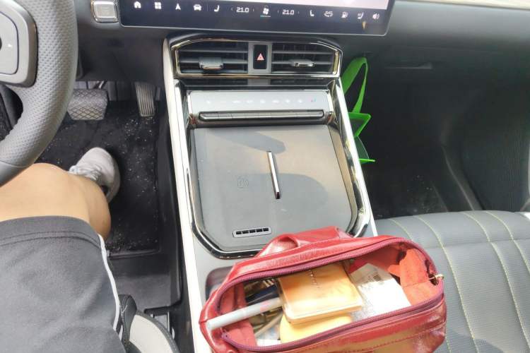 Used JETOUR Shanhai L6 2024 1.5TD DHT ULTRA Gear Lever