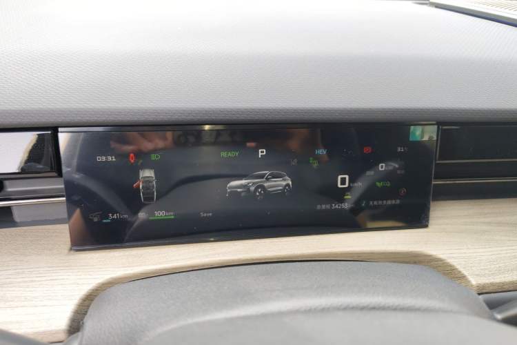 Used JETOUR Shanhai L6 2024 1.5TD DHT ULTRA Instrument Cluster