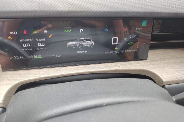 Used JETOUR Shanhai L6 2024 1.5TD DHT PRO Odometer Close Up
