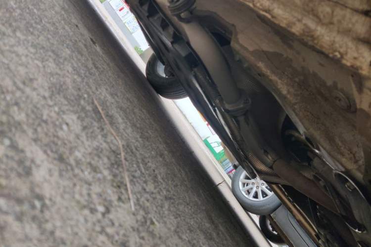 Used JETOUR Shanhai L6 2024 1.5TD DHT MAX Chassis Front Right