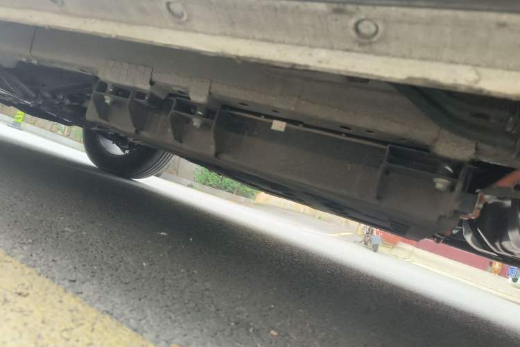 Used JETOUR Shanhai L6 2024 1.5TD DHT MAX Chassis Rear Left