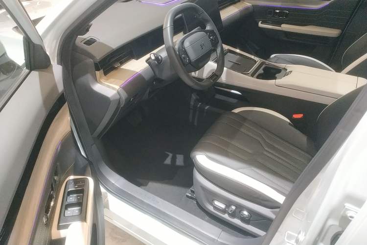 Used JETOUR Shanhai L6 2024 1.5TD DHT ULTRA Driver Seat