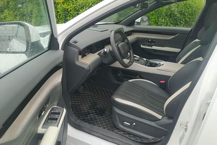 Used JETOUR Shanhai L6 2024 1.5TD DHT MAX Driver Seat