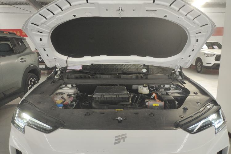 Used JETOUR Shanhai L6 2024 1.5TD DHT MAX Engine Bay