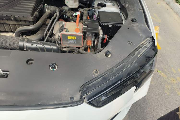 Used JETOUR Shanhai L6 2024 1.5TD DHT MAX Engine Bay Left