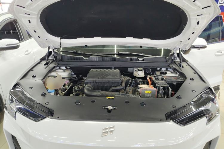 Used JETOUR Shanhai L6 2024 1.5TD DHT MAX Engine Bay