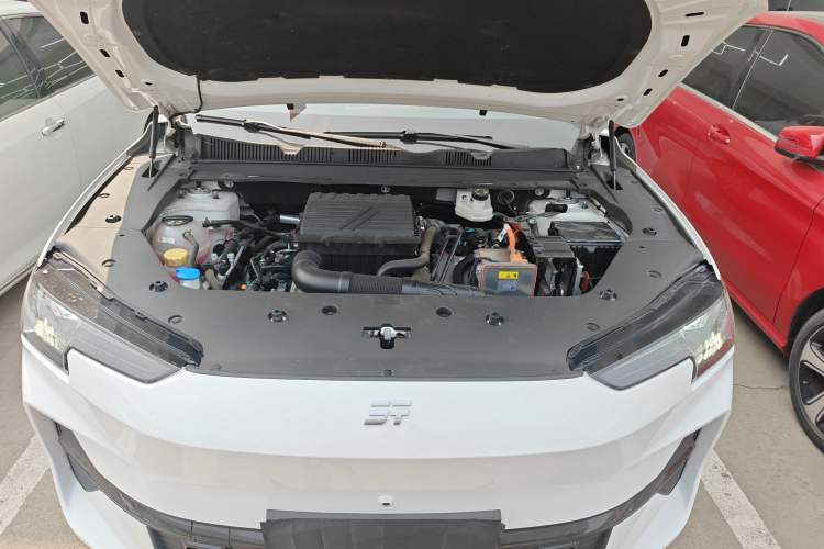 Used JETOUR Shanhai L6 2024 1.5TD DHT MAX Engine Bay