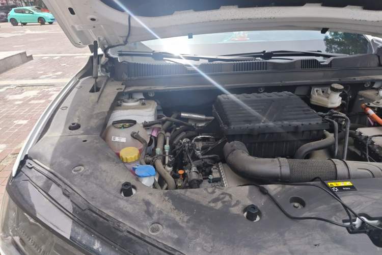 Used JETOUR Shanhai L6 2024 1.5TD DHT ULTRA Engine Bay Right