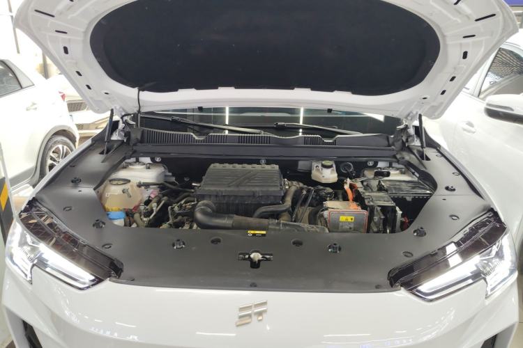 Used JETOUR Shanhai L6 2024 1.5TD DHT MAX Engine Bay