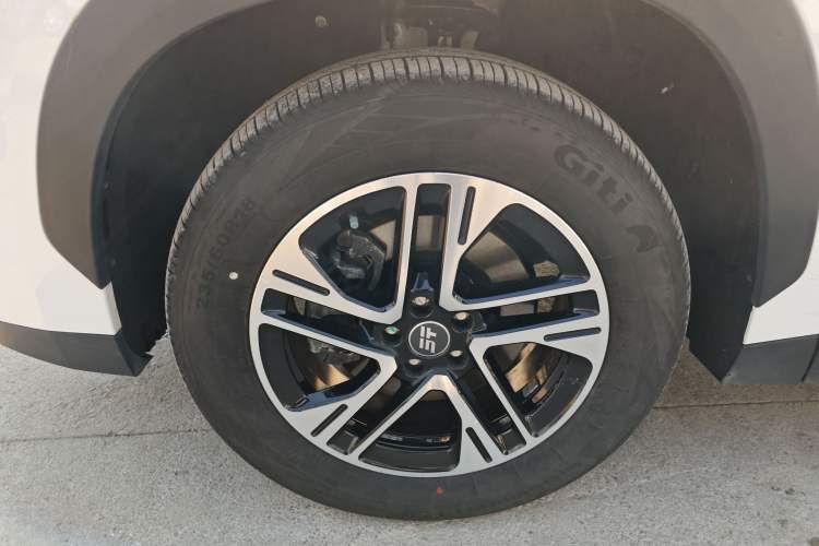 Used JETOUR Shanhai L6 2024 1.5TD DHT MAX Exterior 7