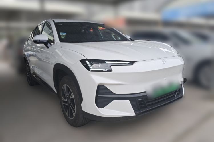 Used JETOUR Shanhai L6 2024 1.5TD DHT MAX Front Right 45 Deg