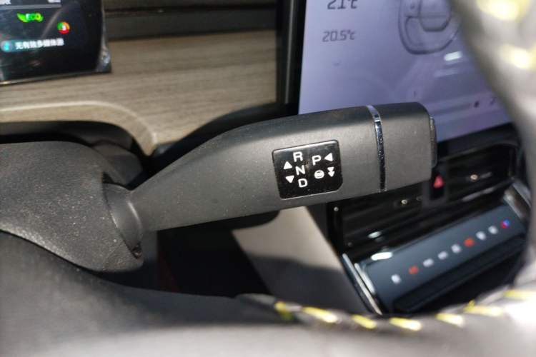 Used JETOUR Shanhai L6 2024 1.5TD DHT MAX Gear Lever