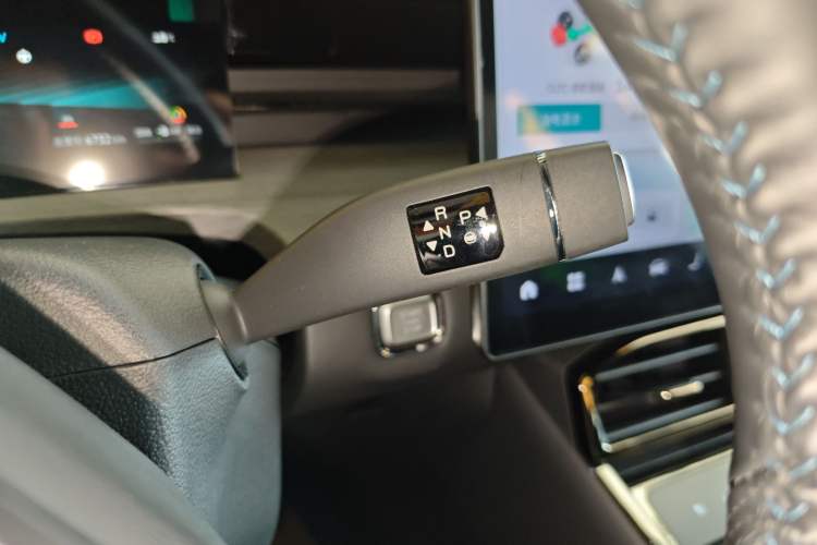 Used JETOUR Shanhai L6 2024 1.5TD DHT ULTRA Gear Lever
