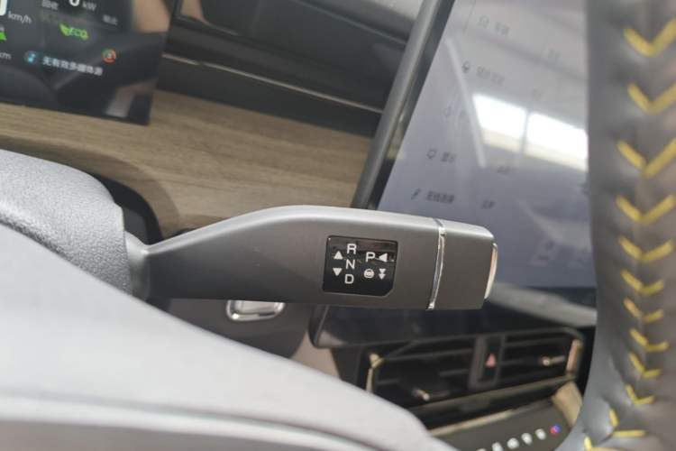 Used JETOUR Shanhai L6 2024 1.5TD DHT MAX Gear Lever