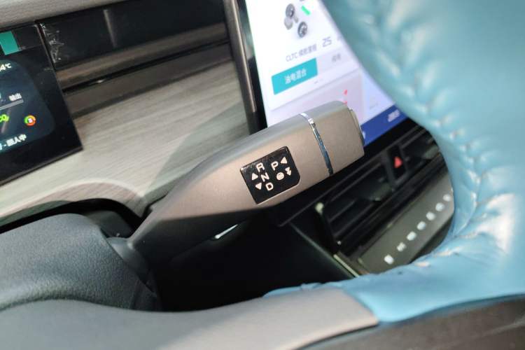 Used JETOUR Shanhai L6 2024 1.5TD DHT MAX Gear Lever