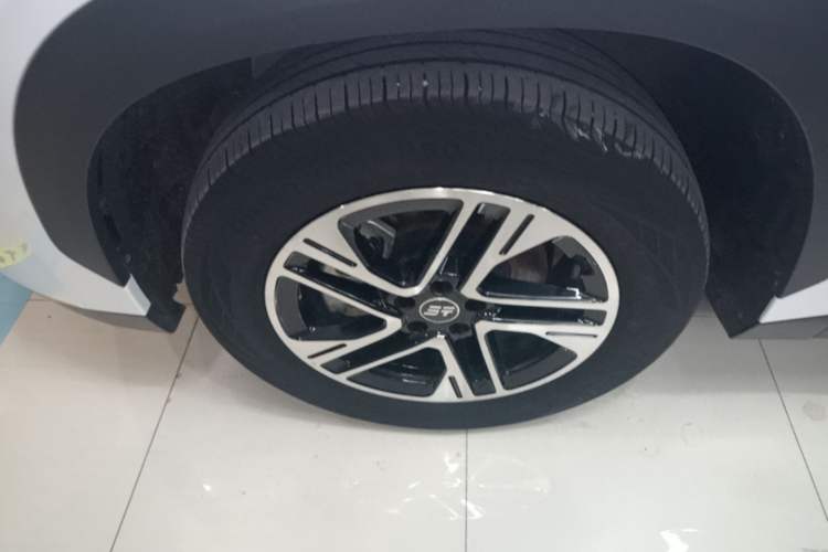 Used JETOUR Shanhai L6 2024 1.5TD DHT MAX Left Front Wheel Hub
