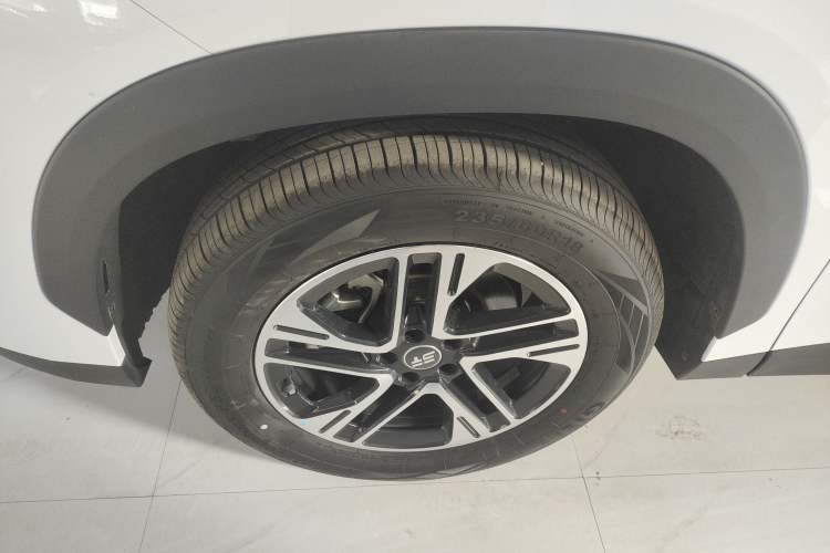 Used JETOUR Shanhai L6 2024 1.5TD DHT MAX Left Front Wheel Hub