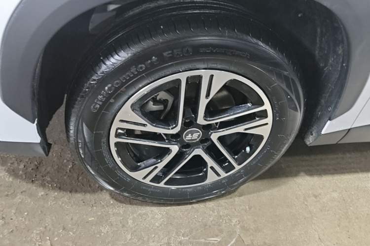 Used JETOUR Shanhai L6 2024 1.5TD DHT MAX Left Front Wheel Hub